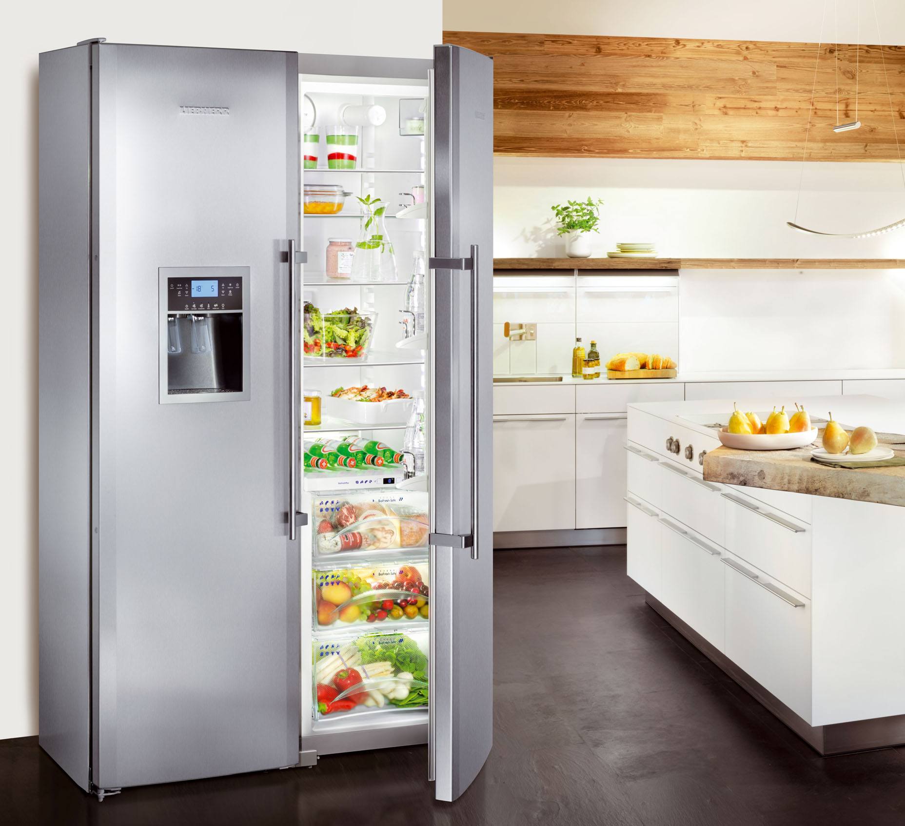 Холодильник купить акции распродажи. Холодильник Либхер. Большой холодильник Либхер. Холодильник Liebherr. Ледогенератор Либхер.
